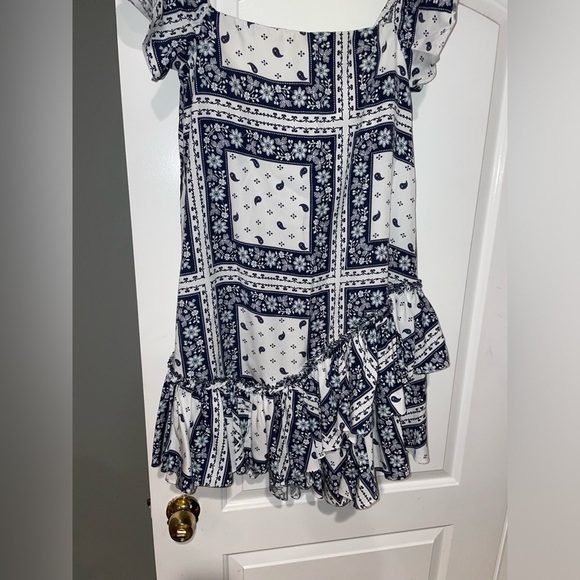 New! Cinq a Sept Minella Bandana-Print Patchwork Ruffle Dress 💙 size 4 - Picture 11 of 13